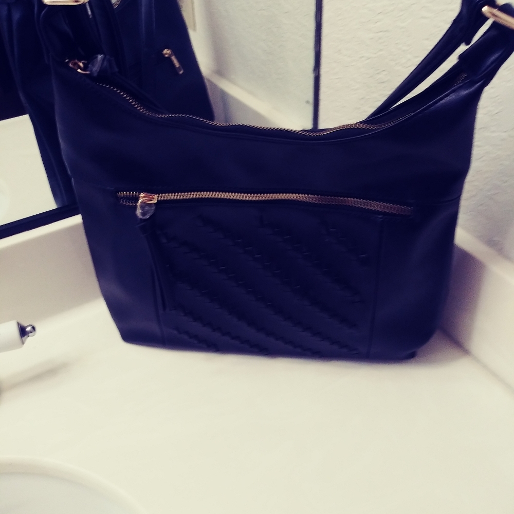 Purse - Picture 4 of 4